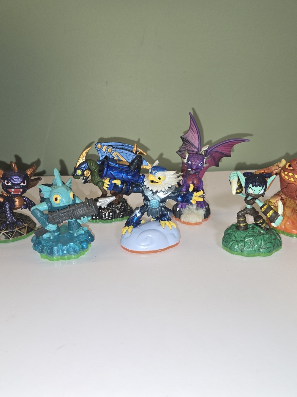 Skylanders Figure Lot of 7 - Excellent Condition (Spyro's Adventure & Giants)